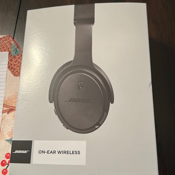 Bose Headphones On Ear Wireless Headphones By Bose Poshmark